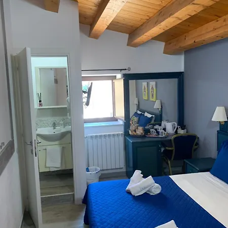 U Muragliuni 2 *